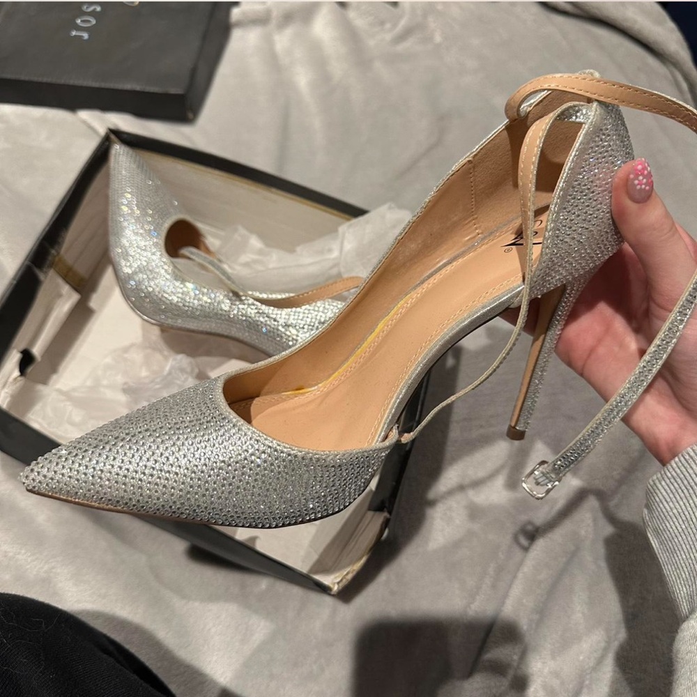 SOLD!! Elegant Silver Stiletto Heels